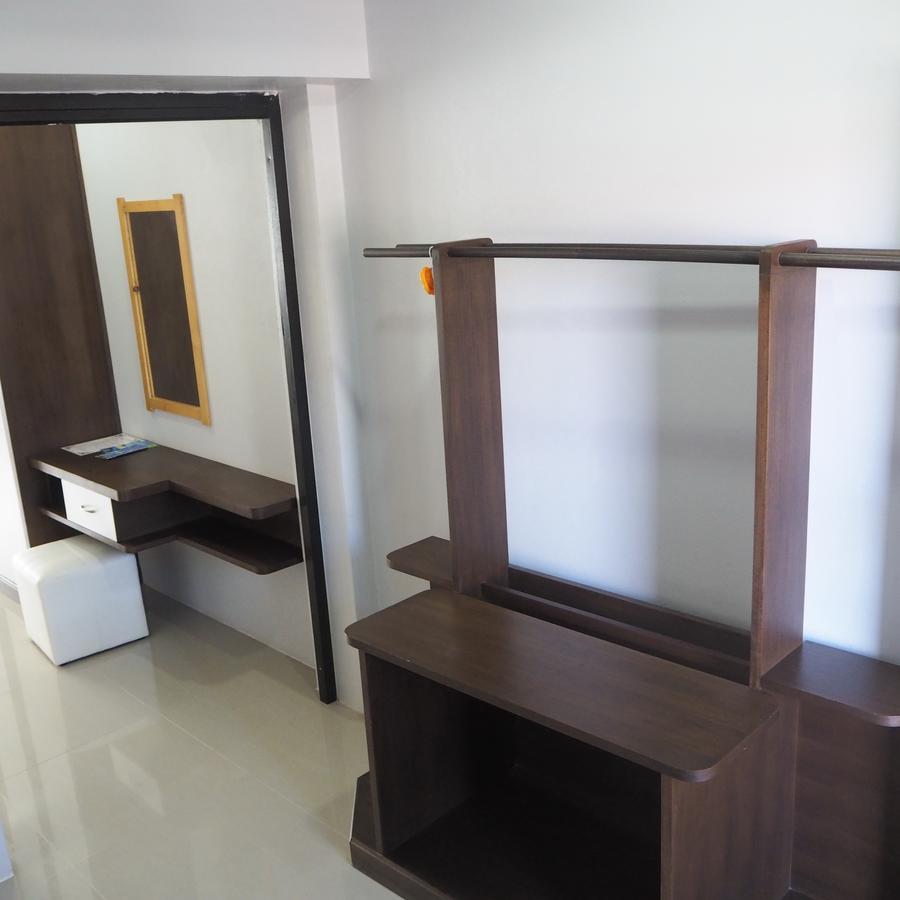 Poonsap Apartment Ban Ai Dao Екстер'єр фото